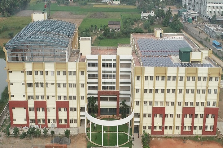 https://cache.careers360.mobi/media/colleges/social-media/media-gallery/9011/2021/7/14/Campus View of Sri Venkateswara College of Engineering and Technology Puducherry_Campus-View.jpg